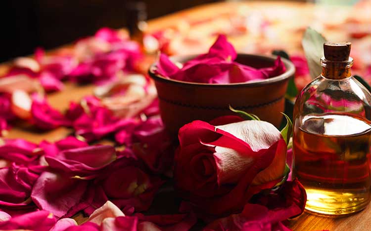 روغن گل سرخ